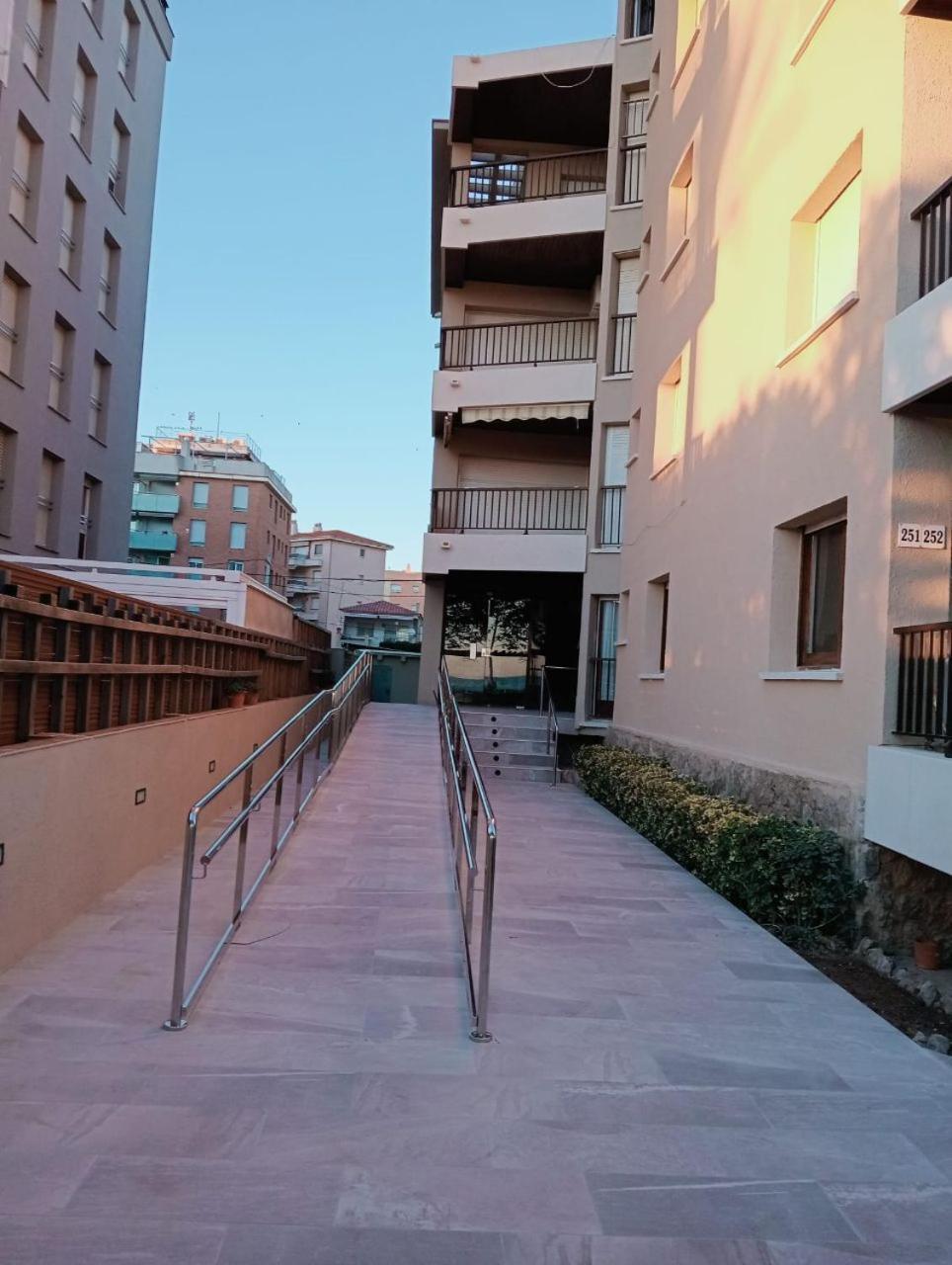 Apartamento Primera Linea De Playa Port-Segur Segur de Calafell Zewnętrze zdjęcie